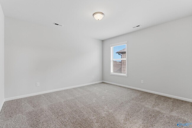 Building Photo - 117 Speck Cir