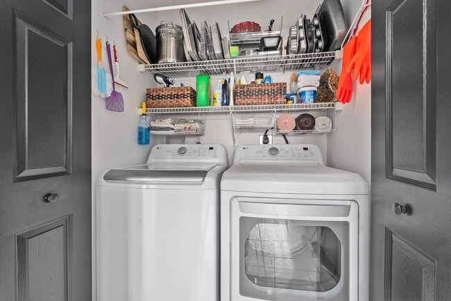 Building Photo - 2186 SE Wild Meadow Cir