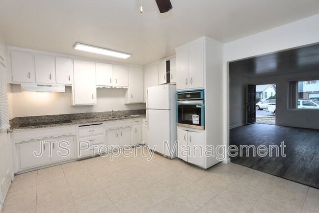 Building Photo - 2840 Sweet Way