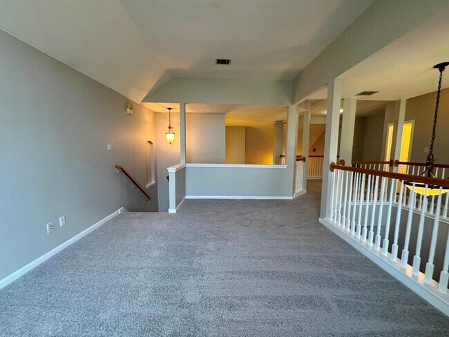 Building Photo - 5305 Tamango Way