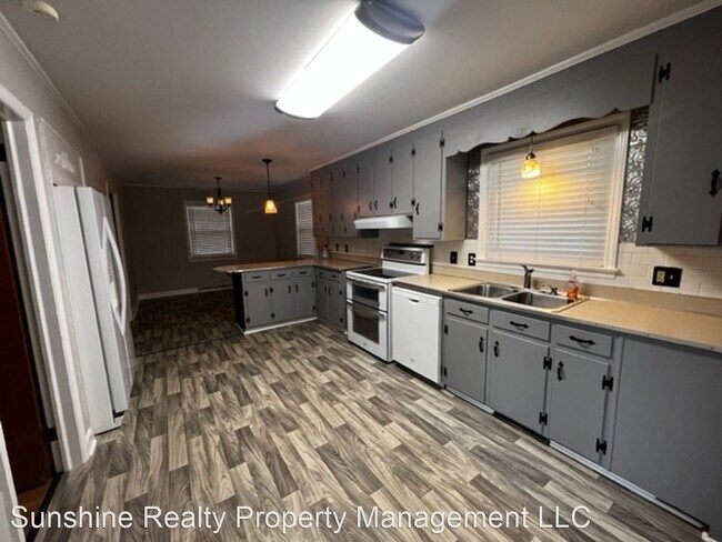 Building Photo - 2 br, 1 bath House - 1726 Kirkpatrick Rd