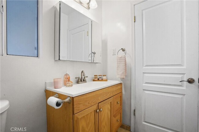 Building Photo - 5341 Garden Grove Ave