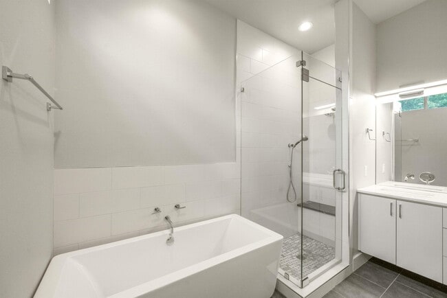 Building Photo - 4313 Banister Ln