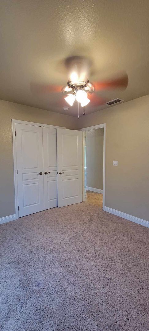 Building Photo - Beautiful 3 bed 2 bath home!