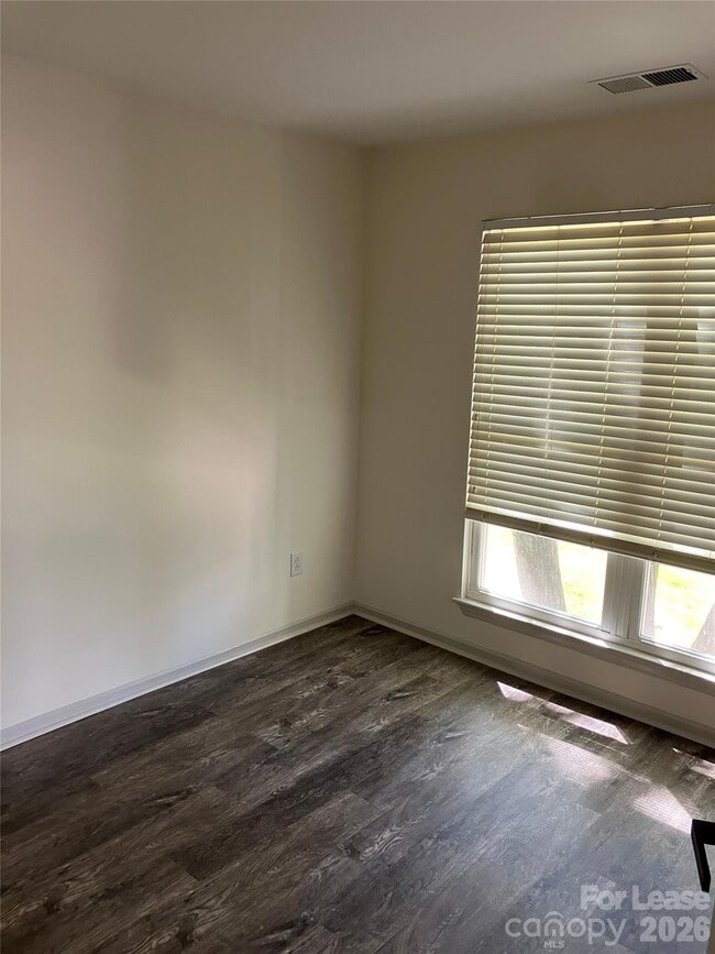 Building Photo - 18809 Vineyard Point Ln