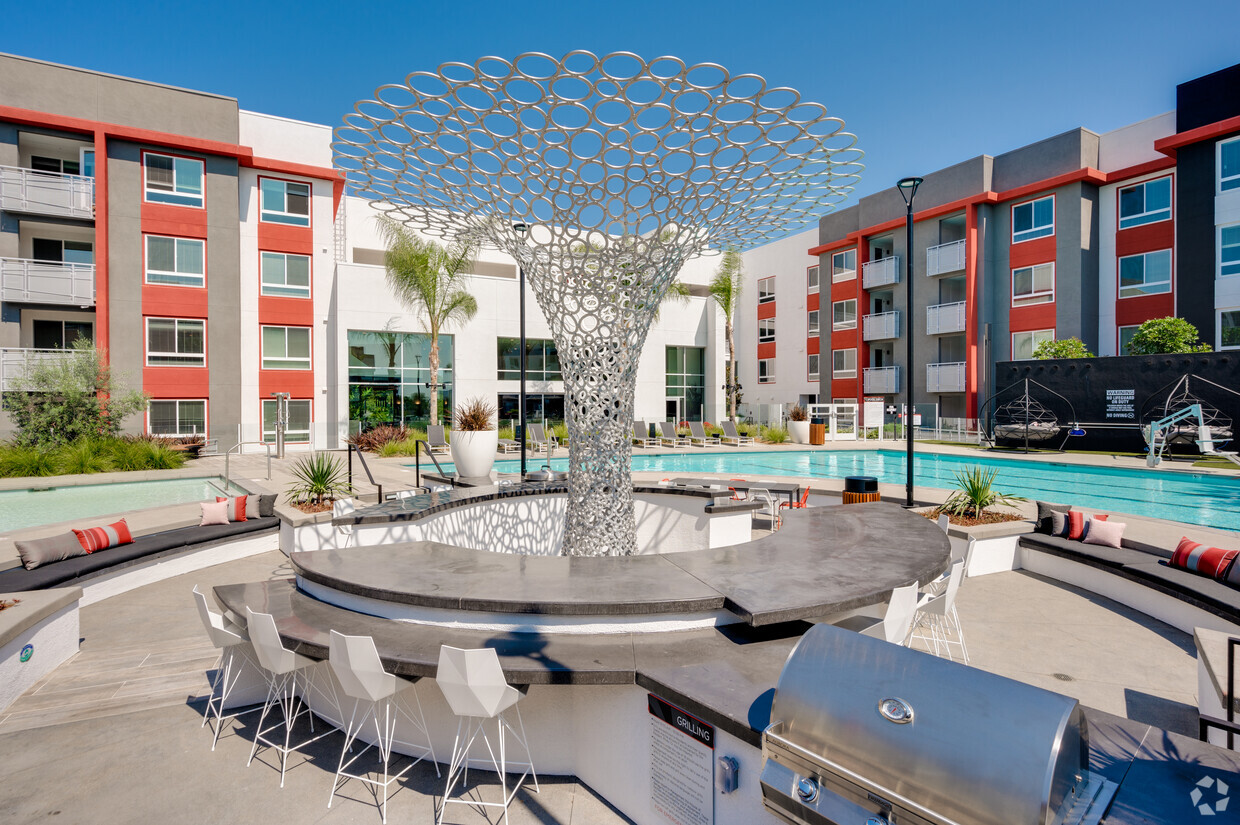 revo anaheim ca apartment finder