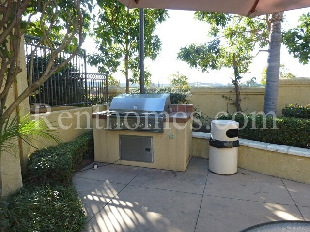 Building Photo - Carmel Valley, 3710 Mykonos Ln #171, AC, Granite Counters, Attached 2 Car Garage, Community Pool,...