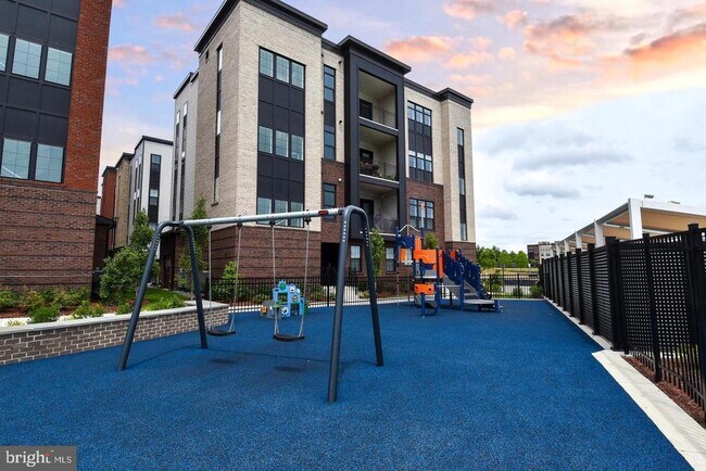Building Photo - 43444 Stonewood Crossing Ter