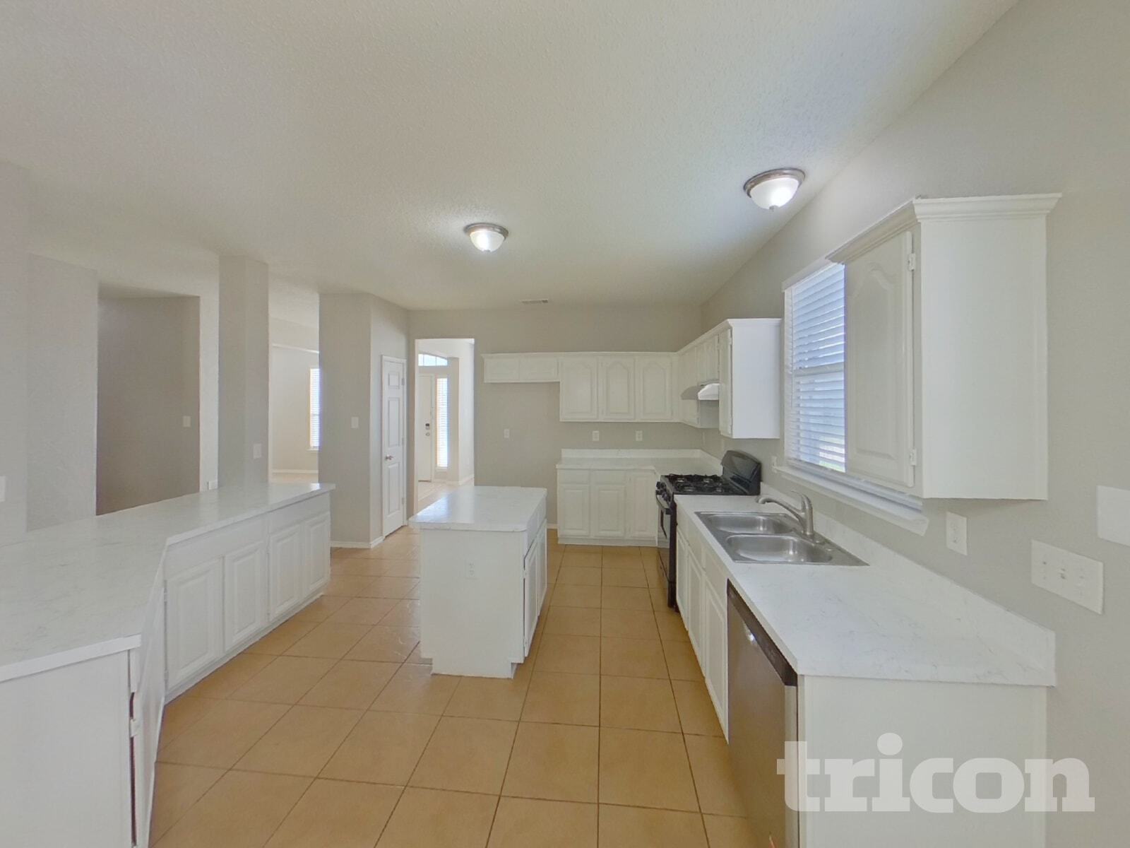 Building Photo - 1626 Rancho Dr