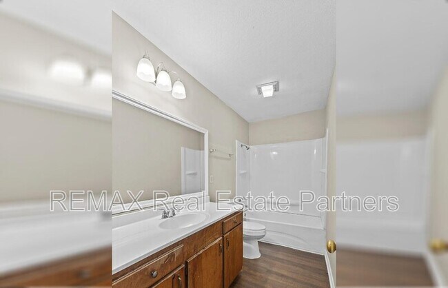 Building Photo - 69 Hickory Knoll