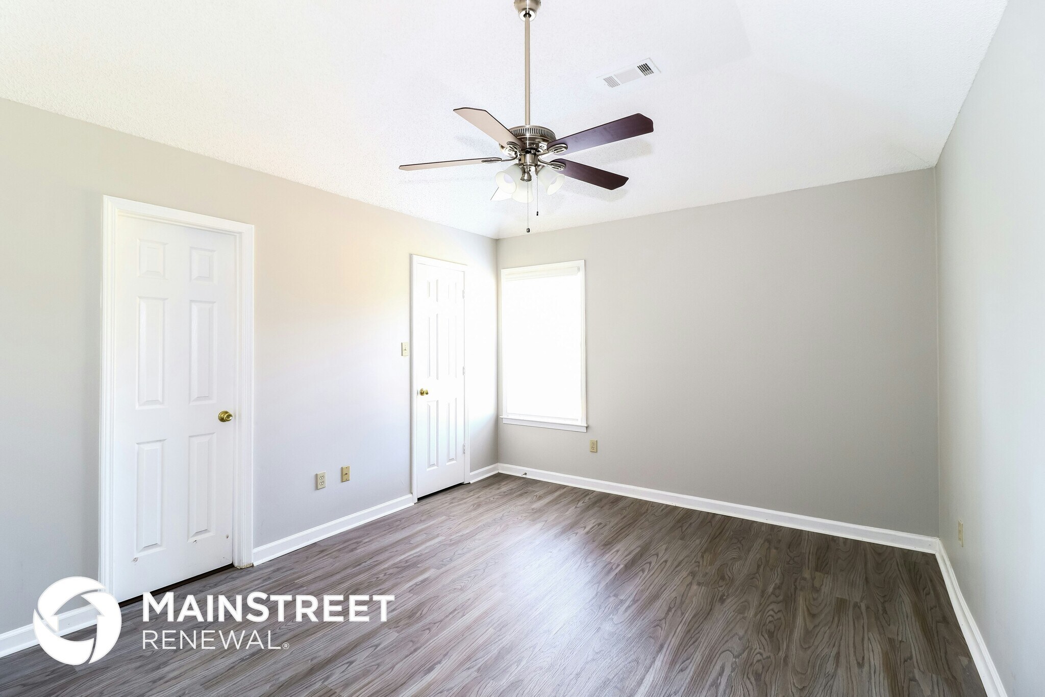 Building Photo - 3827 Richbrook Dr