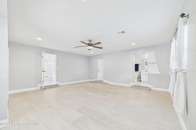 Building Photo - 1500 Dorsal St