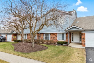 Building Photo - 1665 Commodore Ct