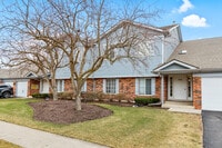 Building Photo - 1665 Commodore Ct