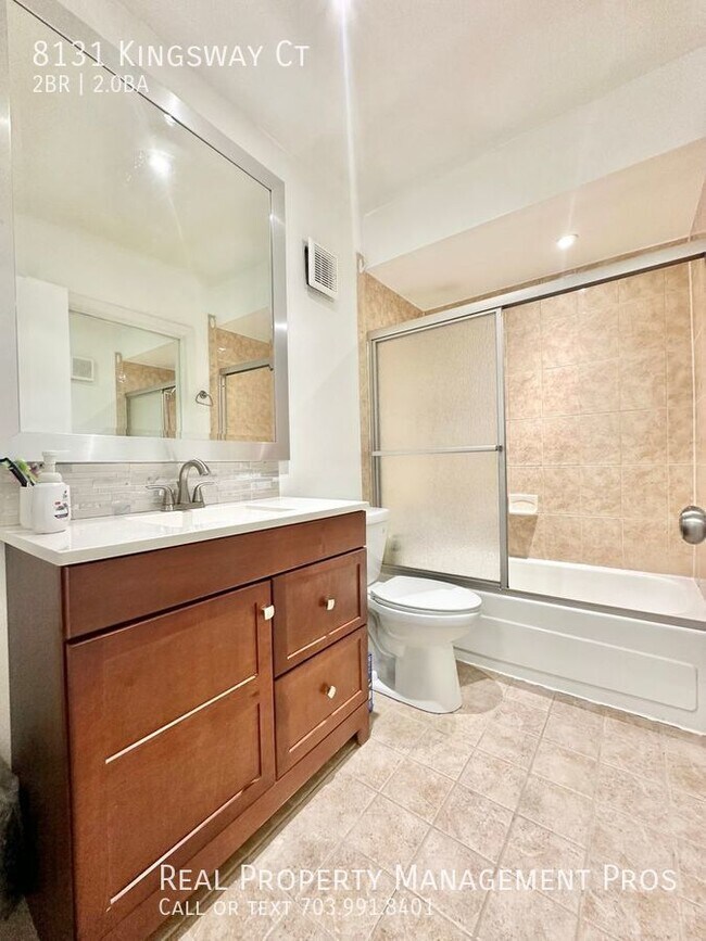 Building Photo - 8131 Kingsway Ct