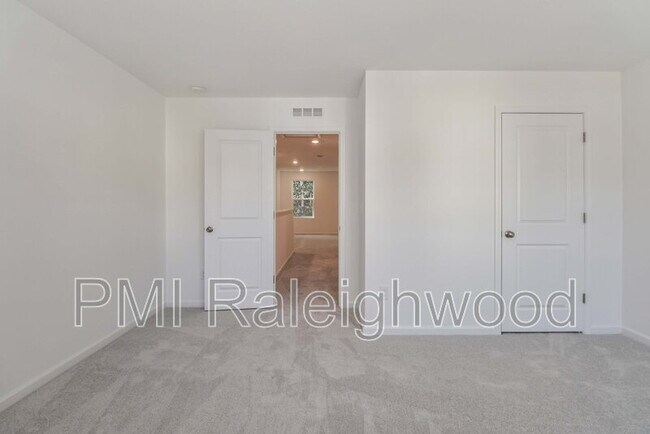 Building Photo - 1515 Crescent Townes Wy