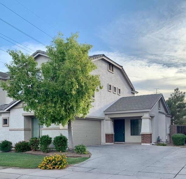 Building Photo - 3970 S Laurel Way