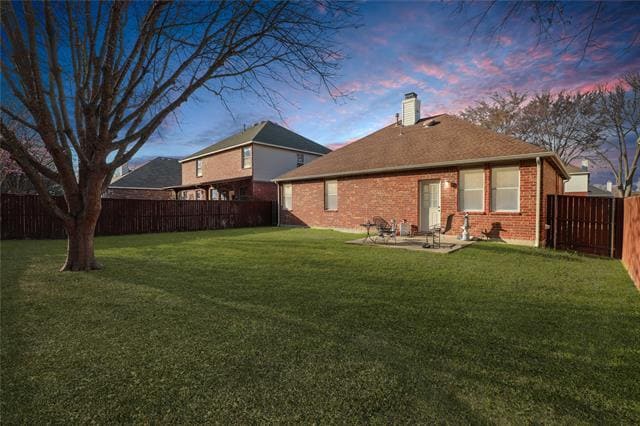 Building Photo - 3913 Hawkins Dr