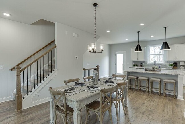 Building Photo - 1276 Ainsworth Alley