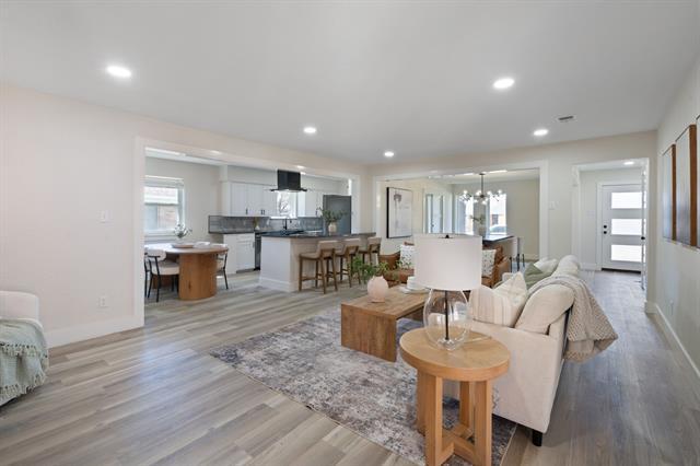 Building Photo - 6410 Symphony Ln