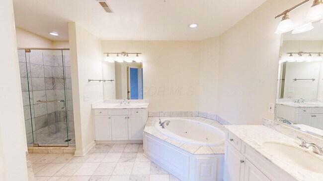 Building Photo - 5745 Newbank Cir