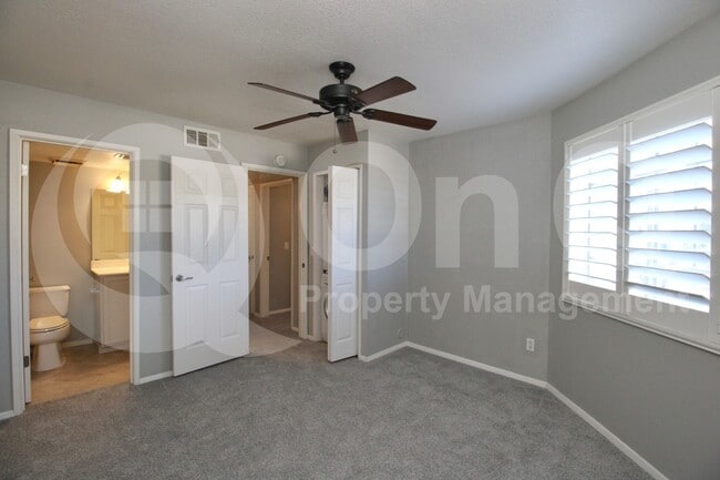 Building Photo - 1720 E Thunderbird Rd