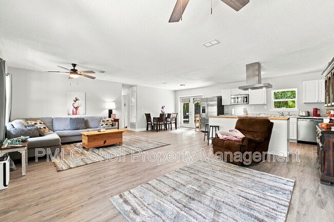 Building Photo - 225 N Madison Dr