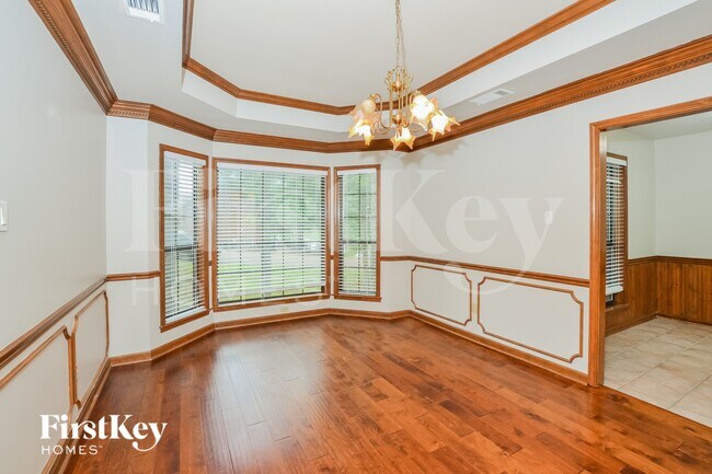 Building Photo - 3943 Green Spruce Bend