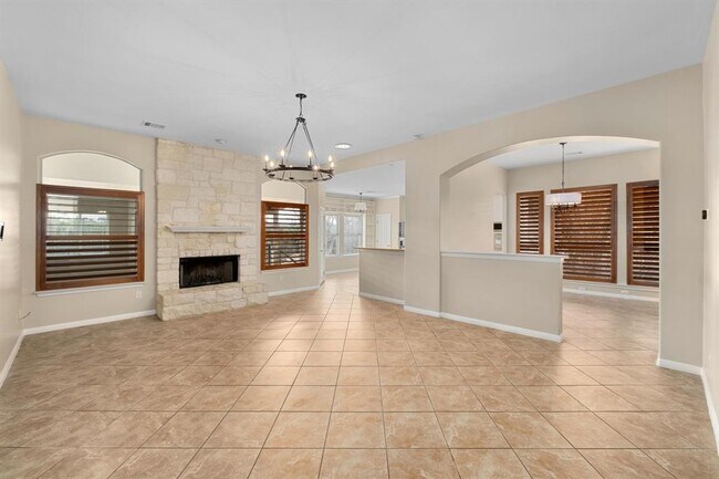 Building Photo - 1021 Westland Ridge Rd