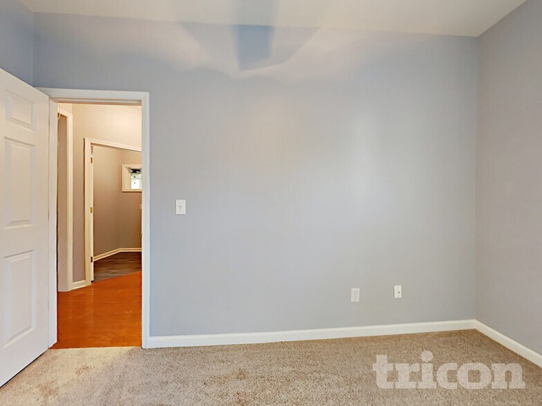 Building Photo - 3614 Silver Springs Way SW