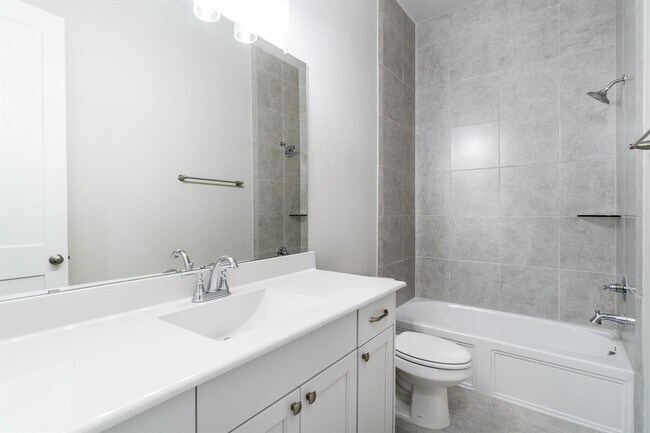 Building Photo - 27054 Golden Knoll Dr