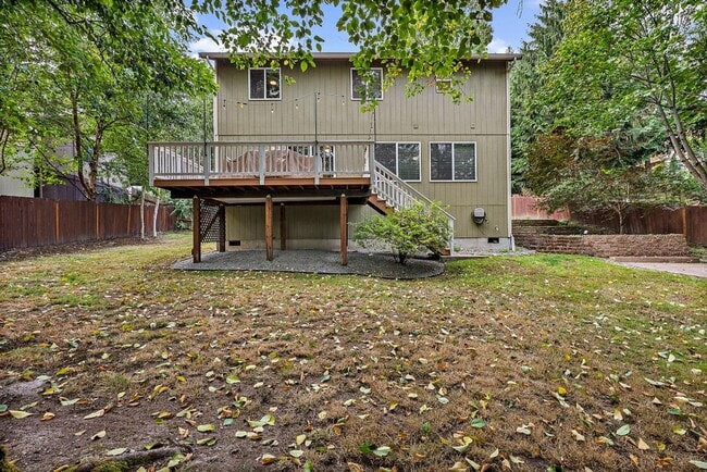 Building Photo - Spacious 3-Bed Home w/ AC, RV Parking & Hu...