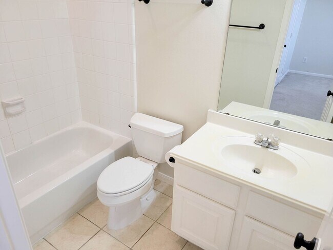 Building Photo - Beautiful Home with a Smart, Functional Fl...