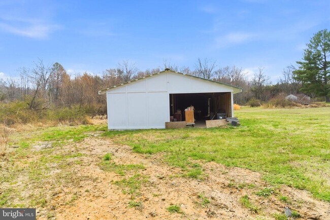 Building Photo - 20040 Bobwhite Ln