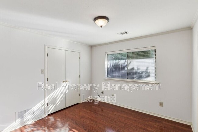 Building Photo - 6505 Copper Creek Dr