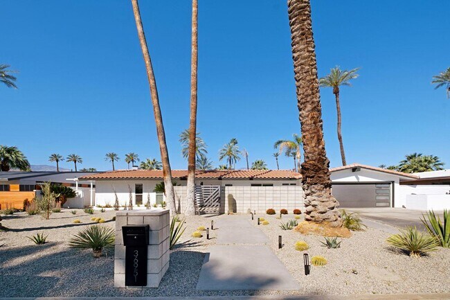 Primary Photo - 36951 Marber Dr