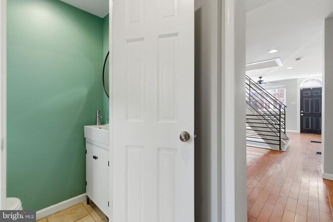 Building Photo - 936 S 23rd St