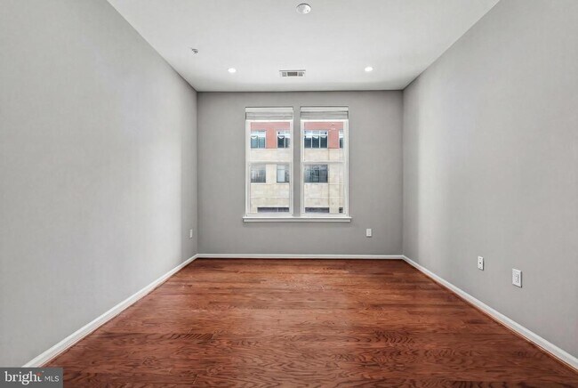 Building Photo - 12001 Market St