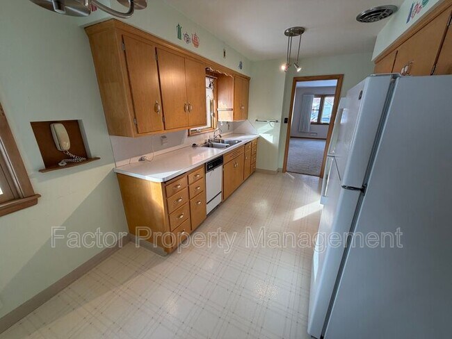 Building Photo - 245 Wheeler Ave