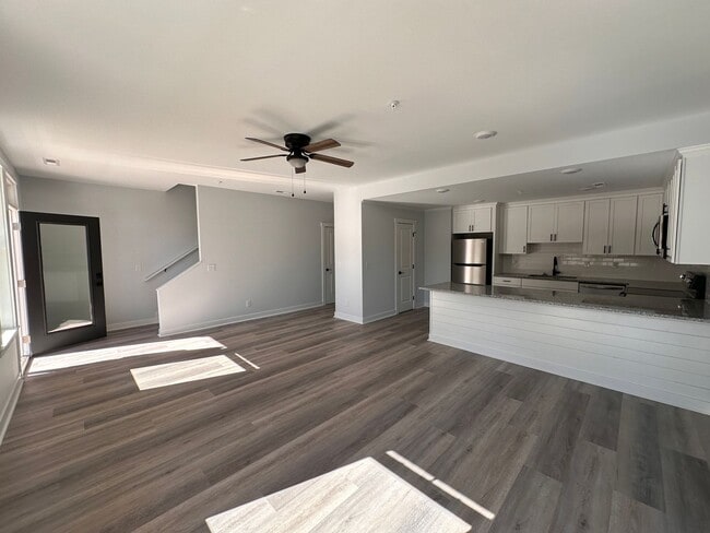 Building Photo - 1426 Navaho Trail