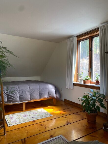 Building Photo - 326 Reservoir Dr