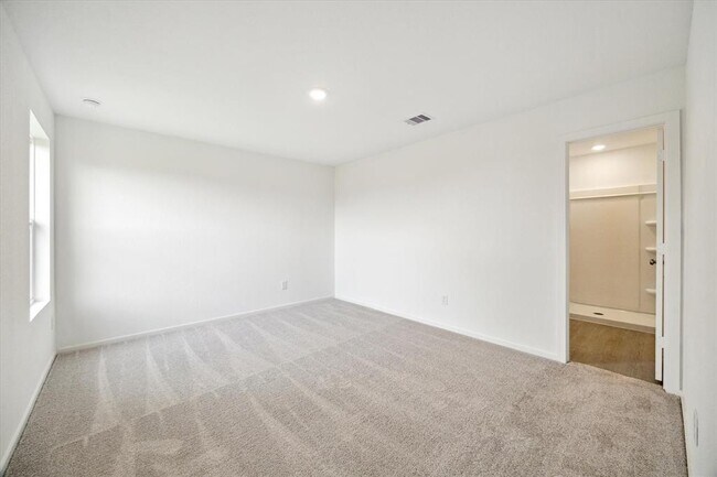 Building Photo - 28830 Texas Sparrow Ln