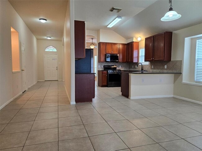 Building Photo - 8406 Taraglen Ct