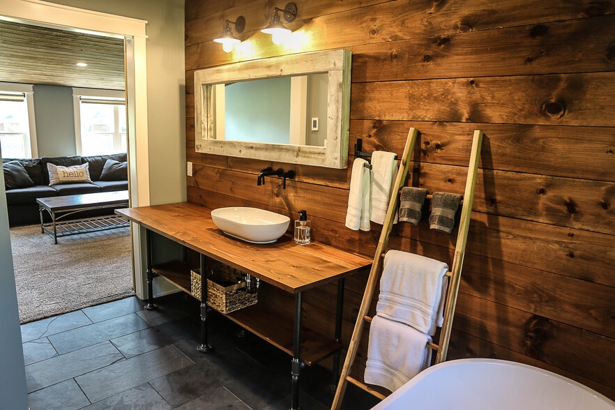 Building Photo - 29499 Harvard Rd