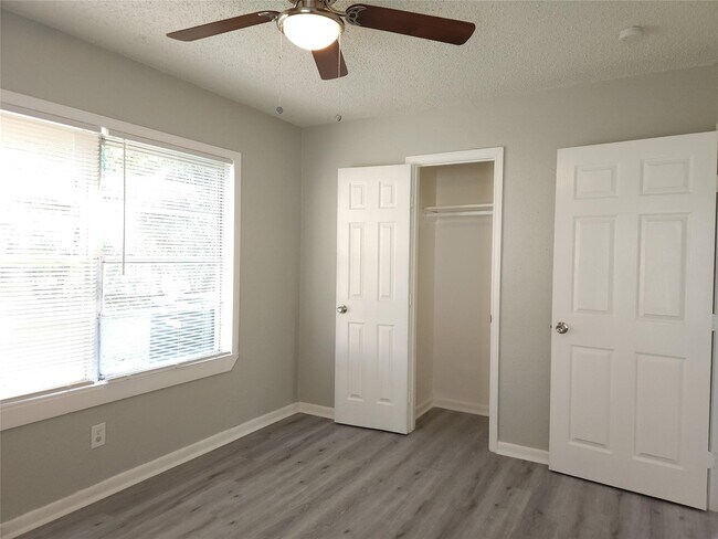 Building Photo - 6301 Anderson St