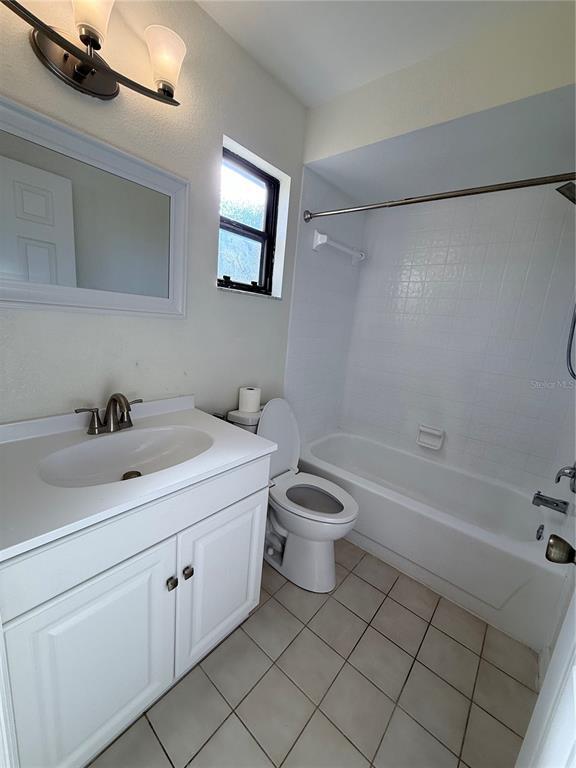 Building Photo - 8813 Magnolia Ct