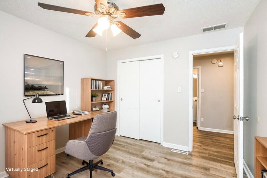 Building Photo - 705 Firethorn Cir