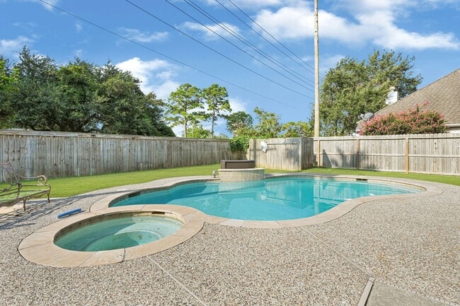 Building Photo - 3207 Crimson Coast Dr