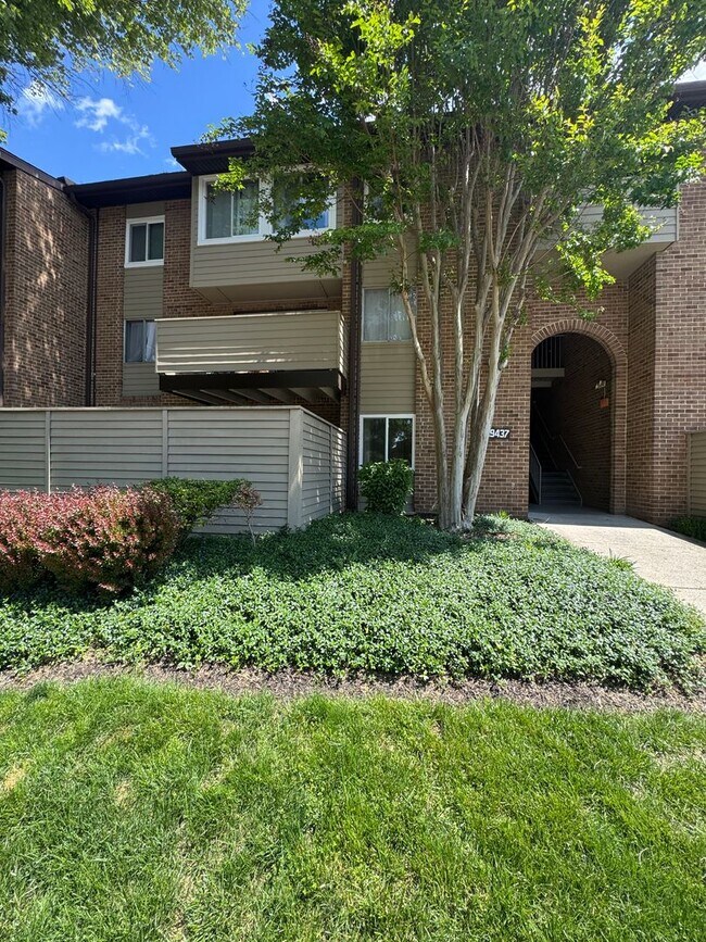 Building Photo - 19437 Brassie Pl