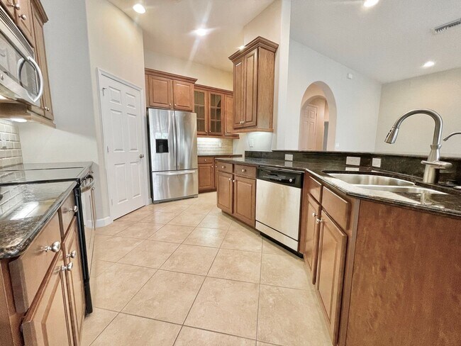 Building Photo - 3+ Bedroom quality built home in desirable...